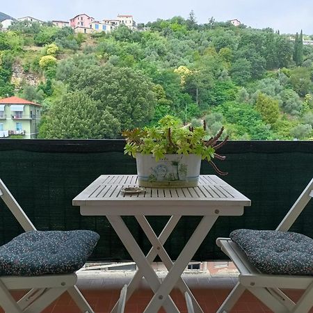 לה ספציה Deco & Retro Apartment מראה חיצוני תמונה