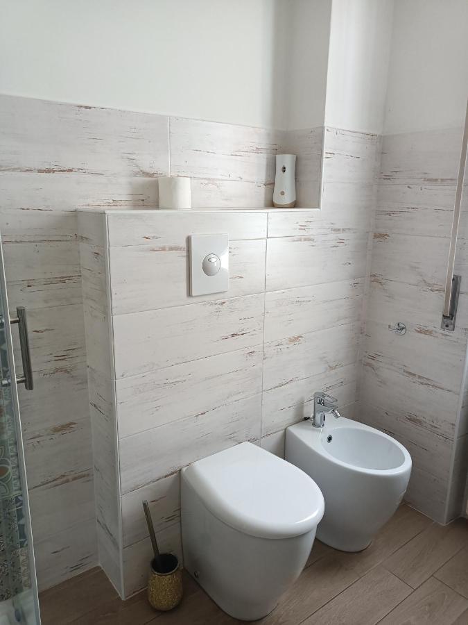 לה ספציה Deco & Retro Apartment מראה חיצוני תמונה