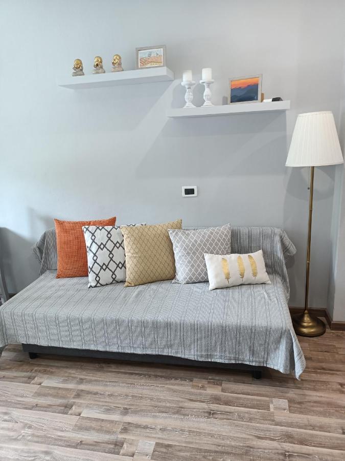 לה ספציה Deco & Retro Apartment מראה חיצוני תמונה